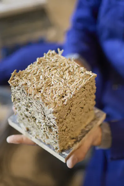 Hanf ersetzt Styropor als Dämmstoff